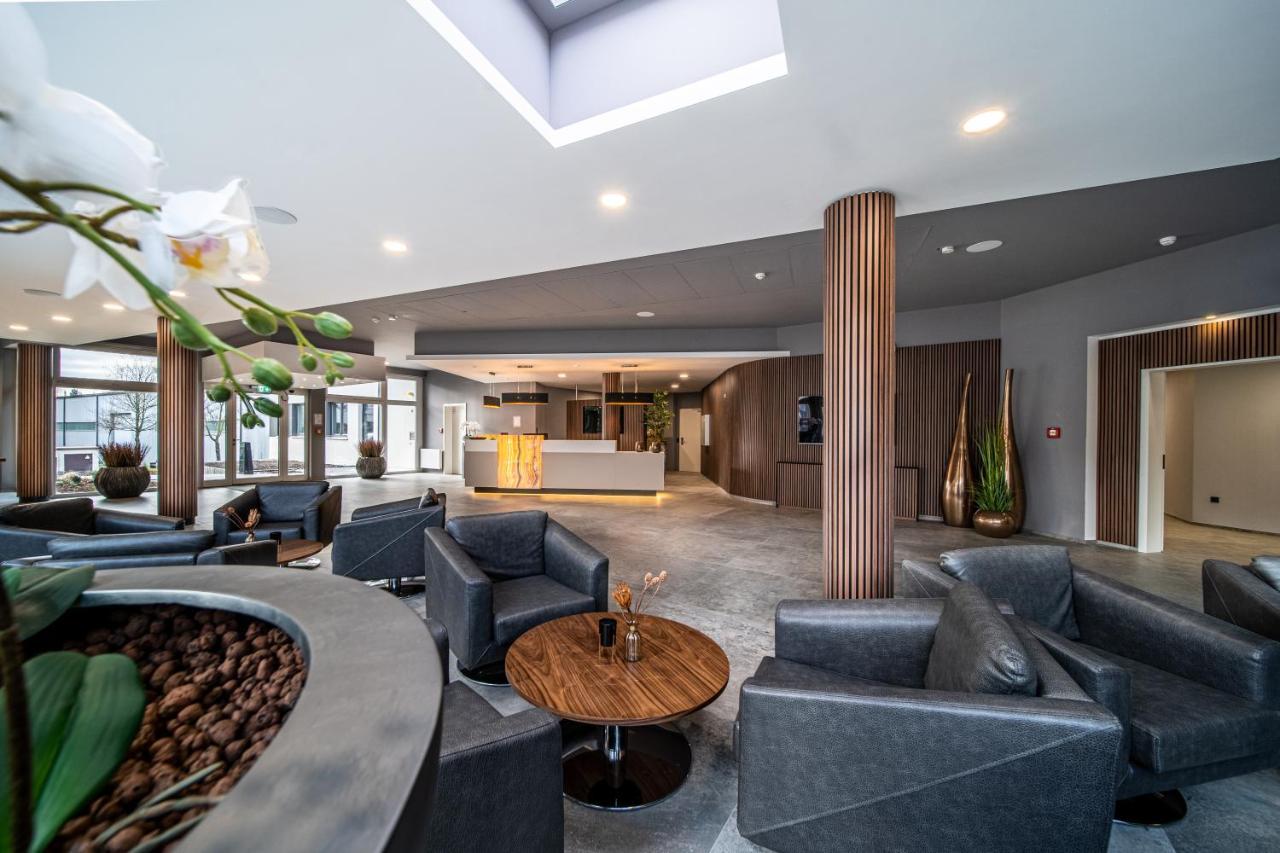Ee Hotel Касел Екстериор снимка